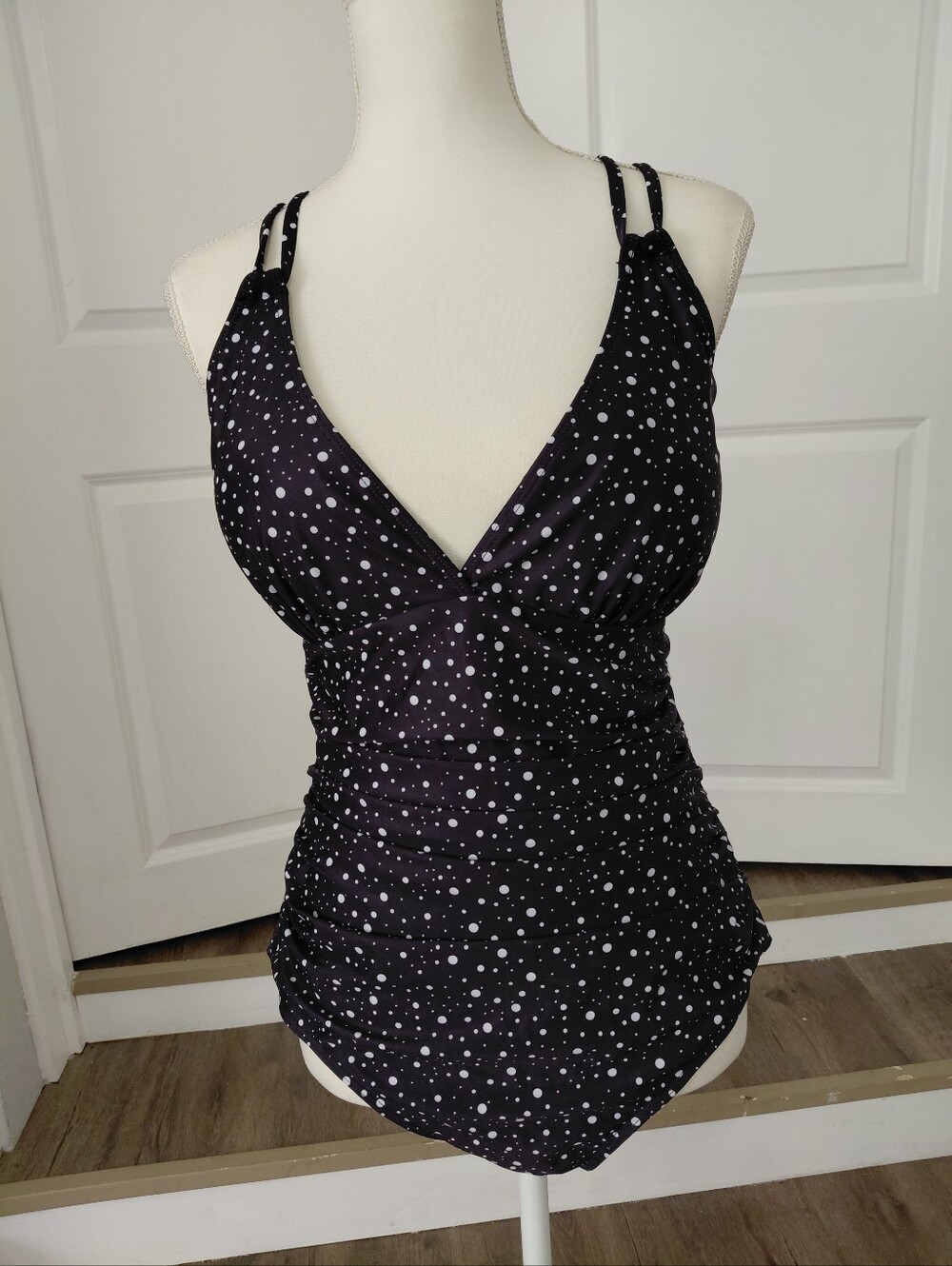 Cocpear Swim/ Coco Reef  Black and White Polka Dot One Piece Swimsuit XL NWT